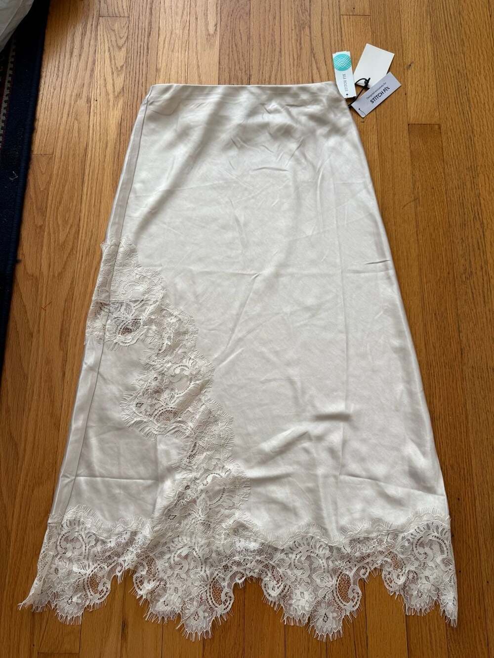 Montgomery Post Lace Trim Slip Skirt Off-White Size S